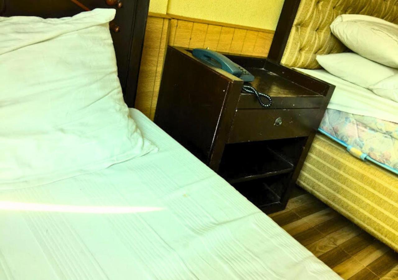 New Islamabad Hotel ภายนอก รูปภาพ