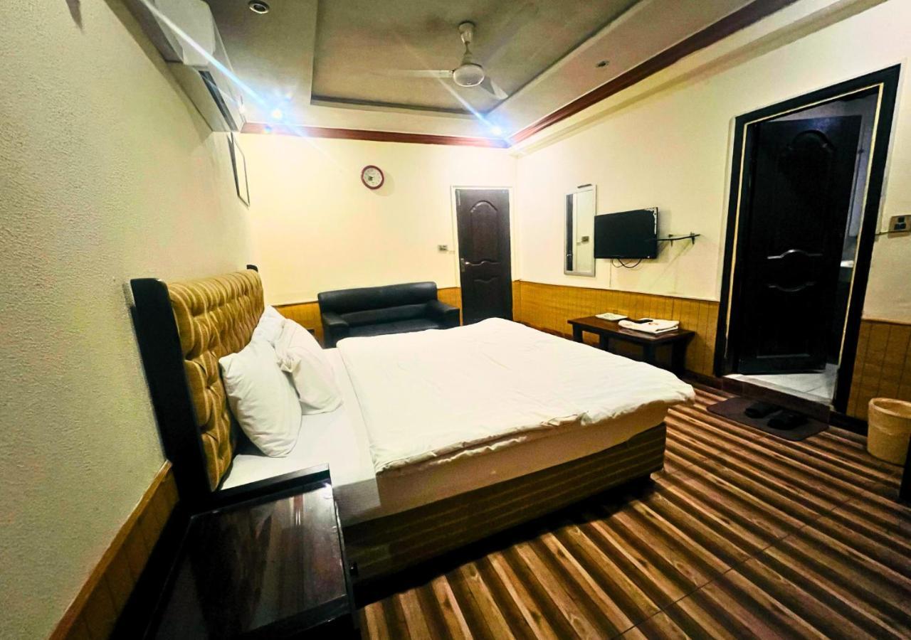 New Islamabad Hotel ภายนอก รูปภาพ