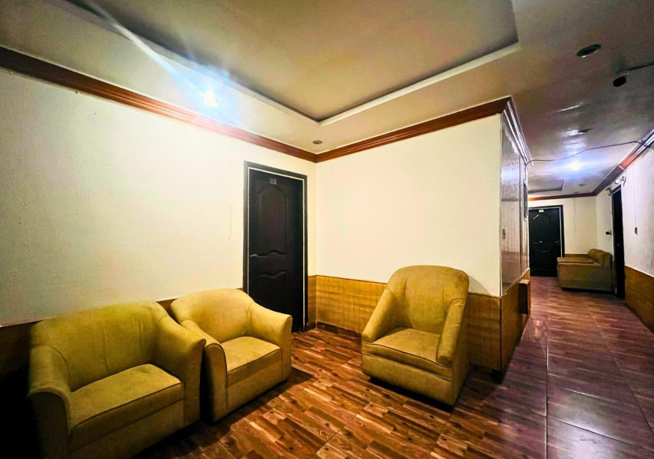New Islamabad Hotel ภายนอก รูปภาพ